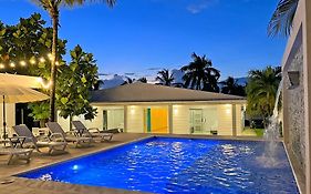 Zaba Beach House